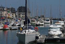 Courseulles-sur-Mer---port-