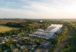 Roydon Marina Village.jfif.article-962