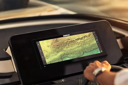 Simrad wide screen display
